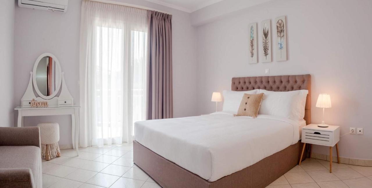 House Of Hearts Apartman Liménasz Kültér fotó